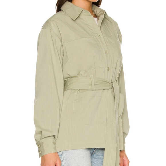 NEW Lovers + Friends Kourtney Shacket in Light Green - Picture 4 of 7